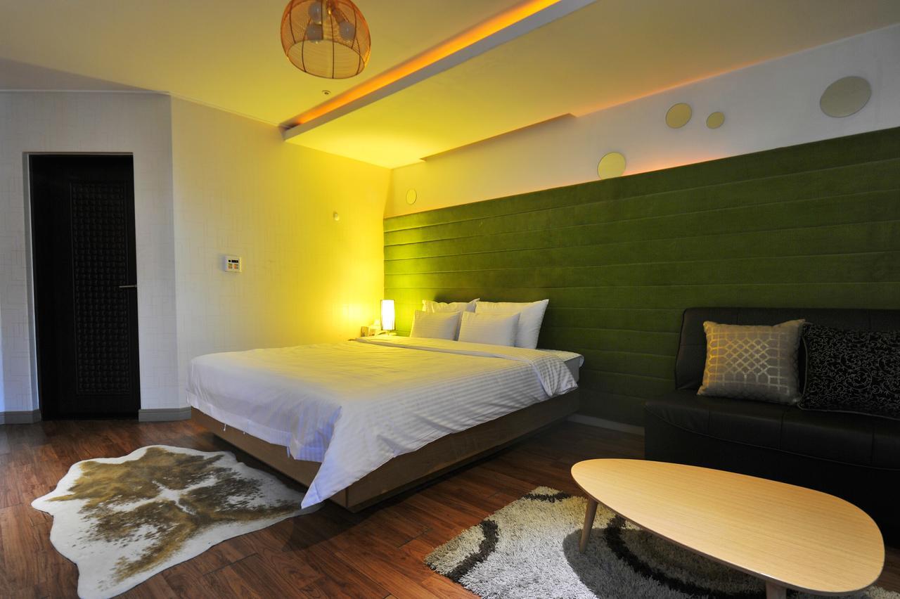 Gimhae Business Hotel K Exterior photo