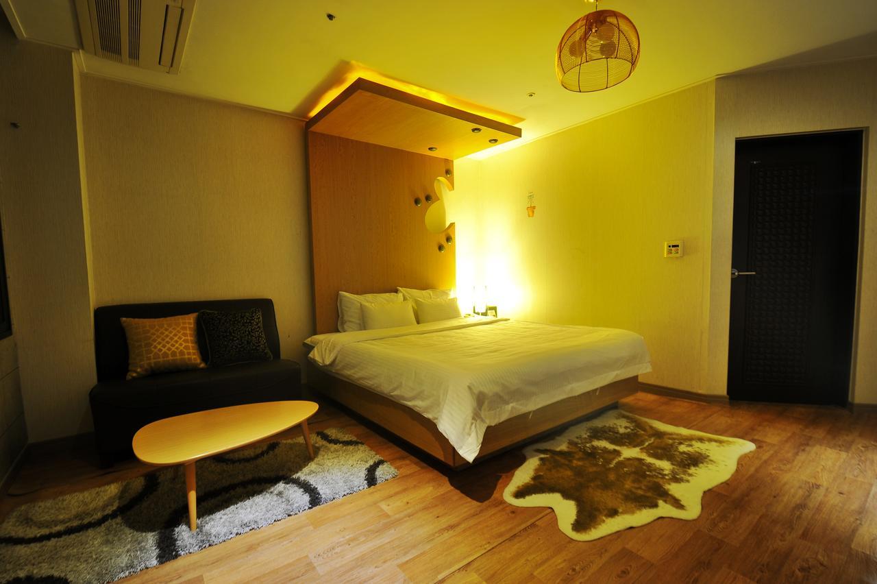 Gimhae Business Hotel K Exterior photo