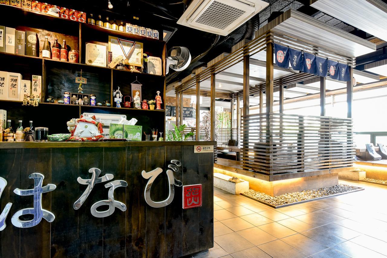 Gimhae Business Hotel K Exterior photo
