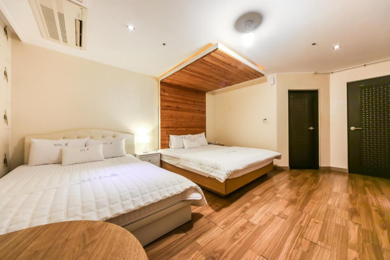 Gimhae Business Hotel K Exterior photo